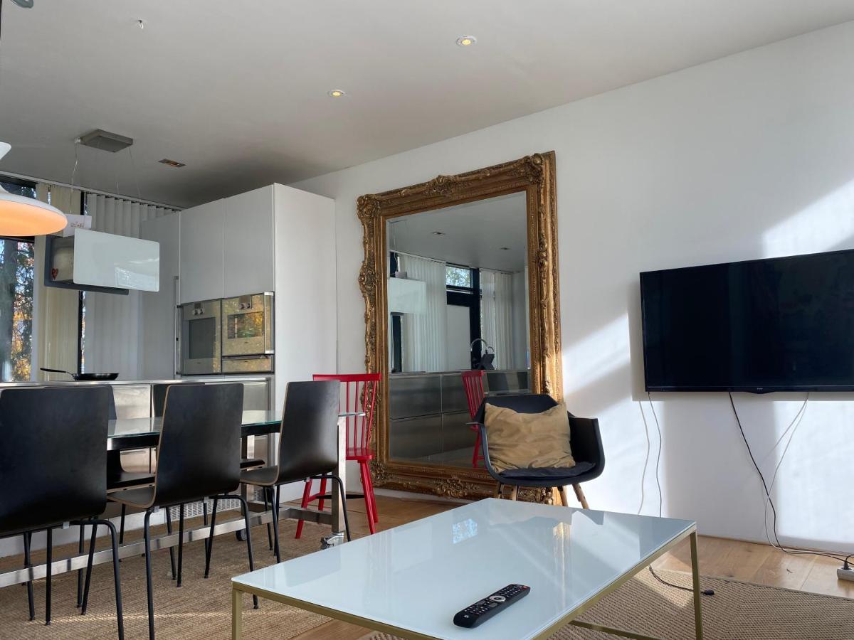 Exclusive 2 Level Etage Next To Arlanda-City Metro ستوكهولم المظهر الخارجي الصورة