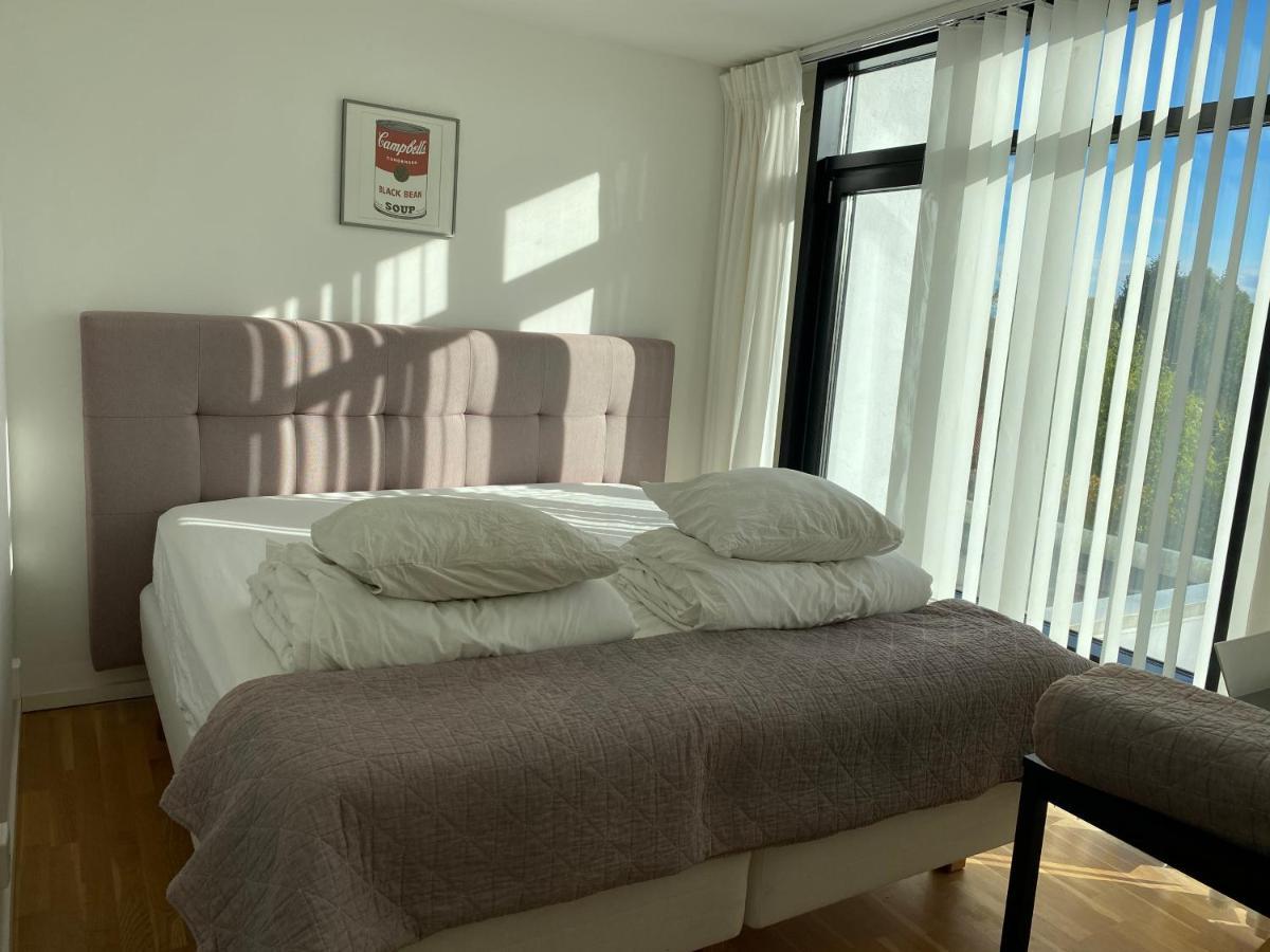 Exclusive 2 Level Etage Next To Arlanda-City Metro ستوكهولم المظهر الخارجي الصورة