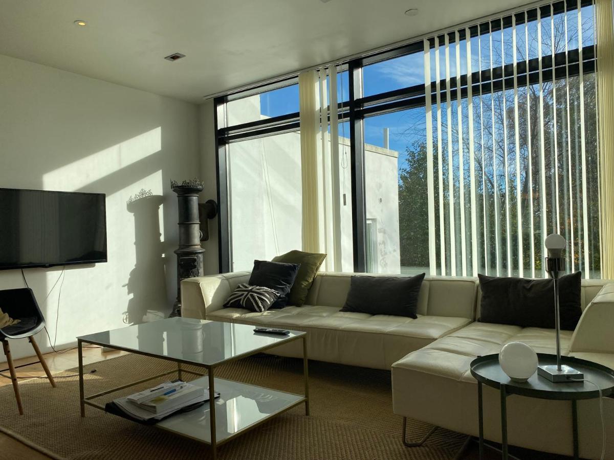 Exclusive 2 Level Etage Next To Arlanda-City Metro ستوكهولم المظهر الخارجي الصورة